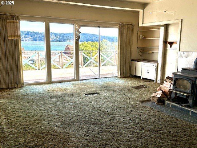 1524 SHERIDAN Ave, North Bend, OR 97459