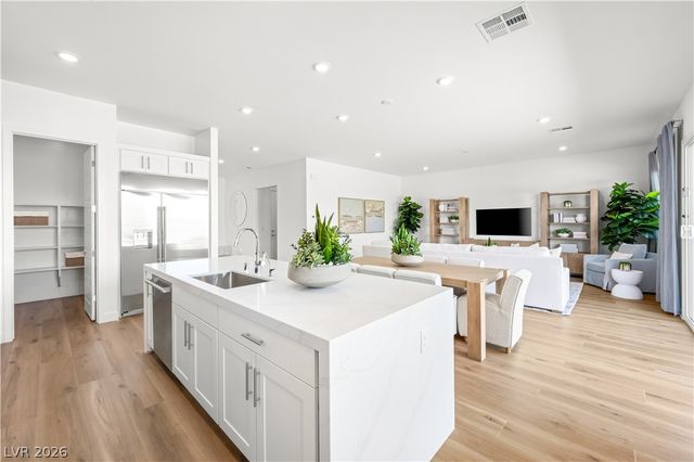8656 Volt Street, Las Vegas, NV 89113