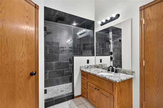 1615 Silver Oak Road, Blanchard, OK 73010