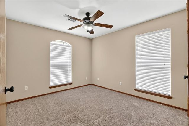 1615 Silver Oak Road, Blanchard, OK 73010