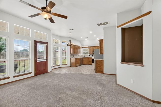 1615 Silver Oak Road, Blanchard, OK 73010