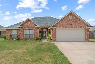 1615 Silver Oak Road, Blanchard, OK 73010