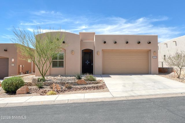 8044 Willow Bloom Circle, Las Cruces, NM 88007