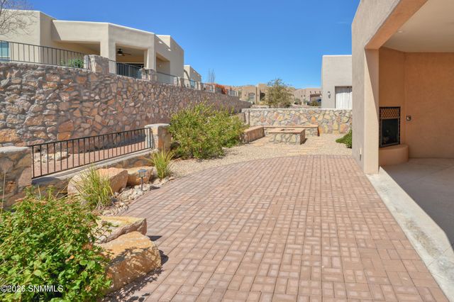 8044 Willow Bloom Circle, Las Cruces, NM 88007