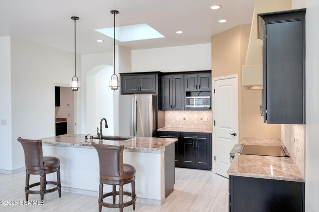 8044 Willow Bloom Circle, Las Cruces, NM 88007