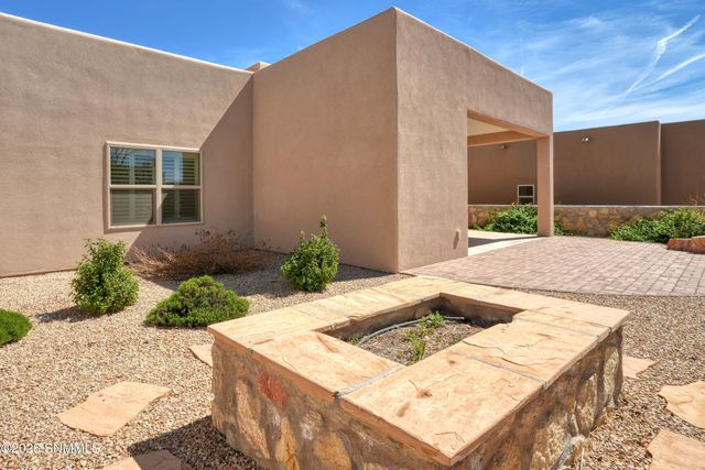 8044 Willow Bloom Circle, Las Cruces, NM 88007