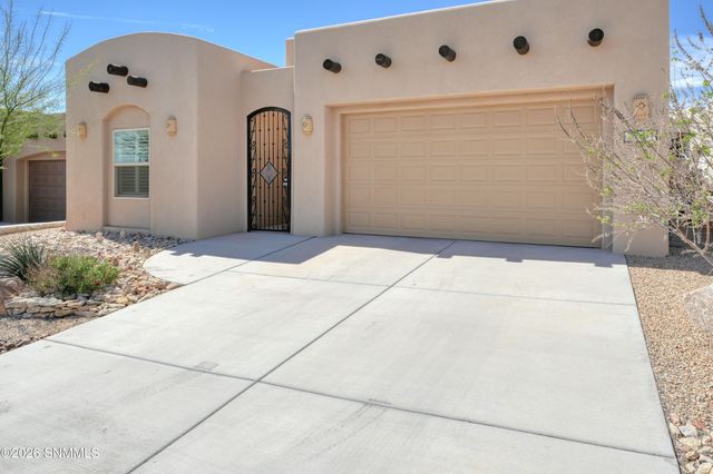 8044 Willow Bloom Circle, Las Cruces, NM 88007