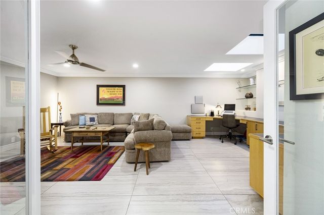 371 Red River Road, Palm Desert, CA 92211