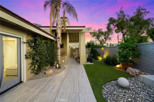 371 Red River Road, Palm Desert, CA 92211