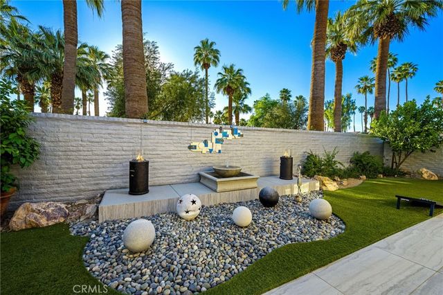 371 Red River Road, Palm Desert, CA 92211