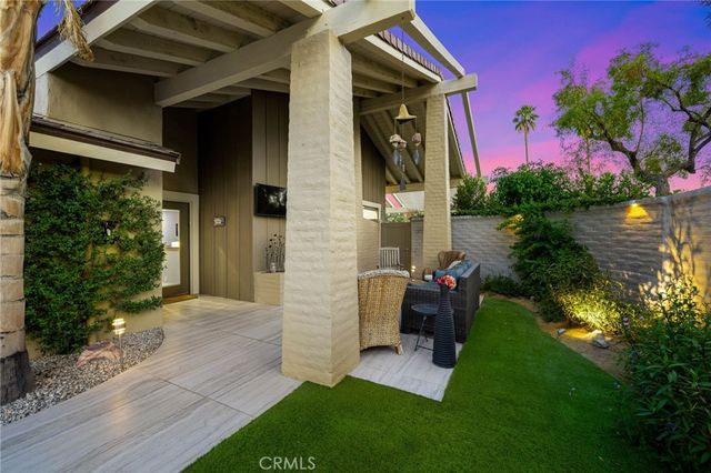 371 Red River Road, Palm Desert, CA 92211