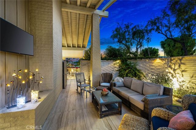 371 Red River Road, Palm Desert, CA 92211