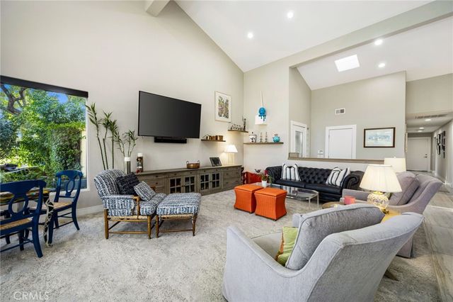 371 Red River Road, Palm Desert, CA 92211