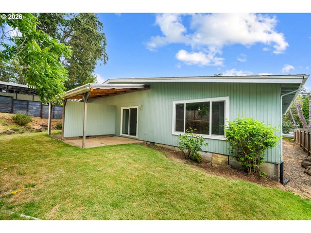 3670 WILLAMETTE St, Eugene, OR 97405