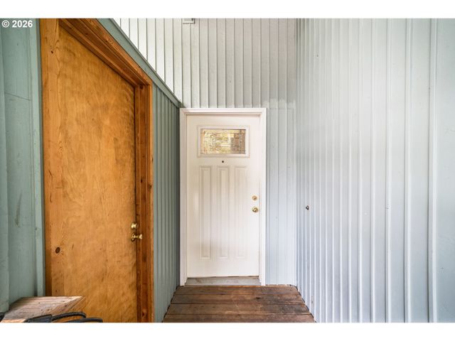3670 WILLAMETTE St, Eugene, OR 97405