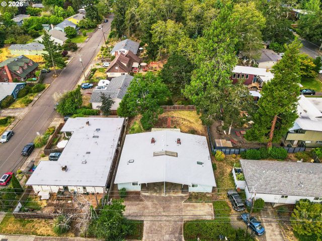 3670 WILLAMETTE St, Eugene, OR 97405