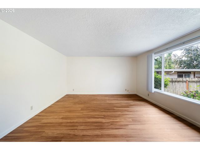 3670 WILLAMETTE St, Eugene, OR 97405