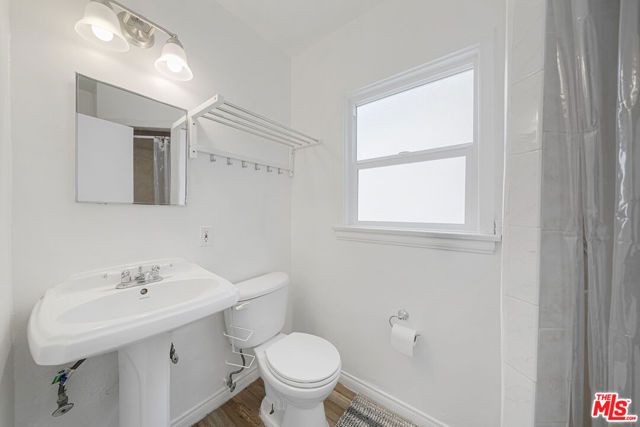 1238 S Beverly Glen Boulevard 12, Los Angeles, CA 90024
