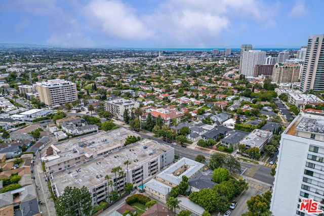 1238 S Beverly Glen Boulevard 12, Los Angeles, CA 90024