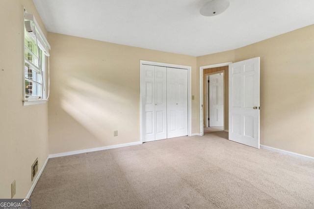 5117 Lakewood Drive, Acworth, GA 30101
