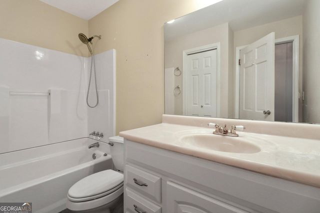 5117 Lakewood Drive, Acworth, GA 30101