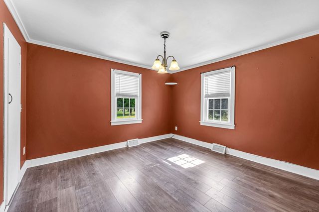 81 South St, Williamsburg, MA 01096
