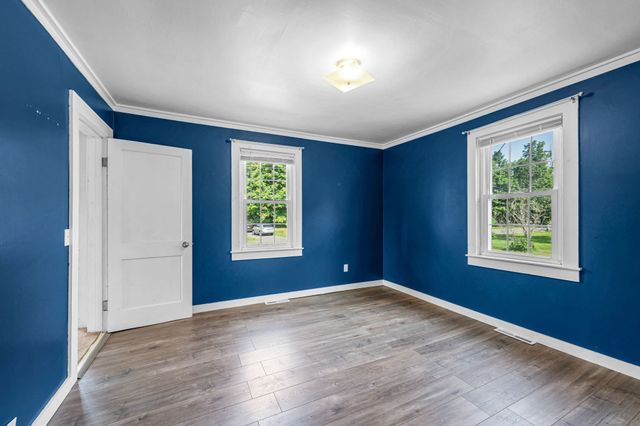 81 South St, Williamsburg, MA 01096