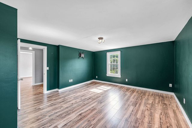 81 South St, Williamsburg, MA 01096
