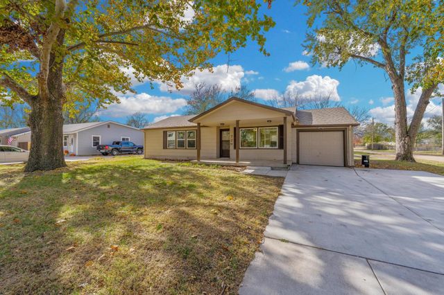 729 N Bebe St, Wichita, KS 67212