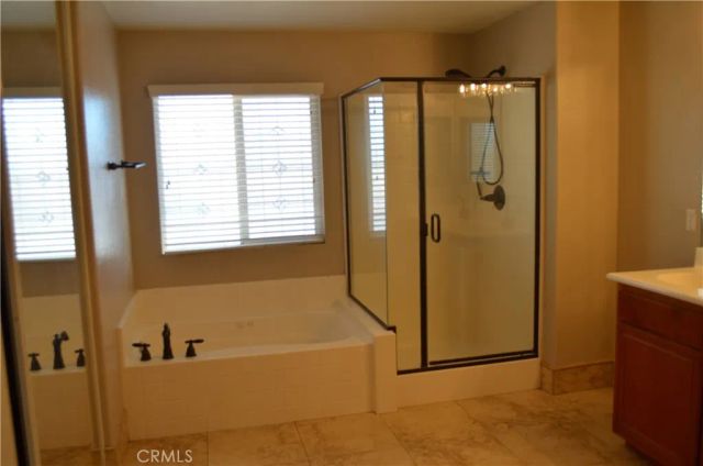 16448 Los Coyotes, Fontana, CA 92336