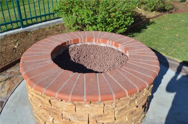 16448 Los Coyotes, Fontana, CA 92336