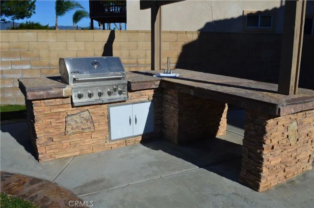 16448 Los Coyotes, Fontana, CA 92336