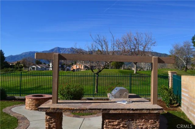 16448 Los Coyotes, Fontana, CA 92336