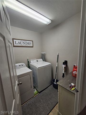 1206 SW Trafalgar PKWY, Cape Coral, FL 33991