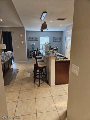 1206 SW Trafalgar PKWY, Cape Coral, FL 33991