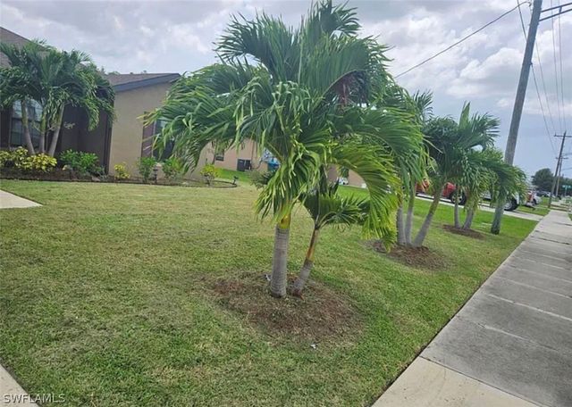 1206 SW Trafalgar PKWY, Cape Coral, FL 33991