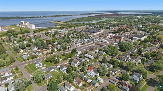 2018 E 6th St, Superior, WI 54880
