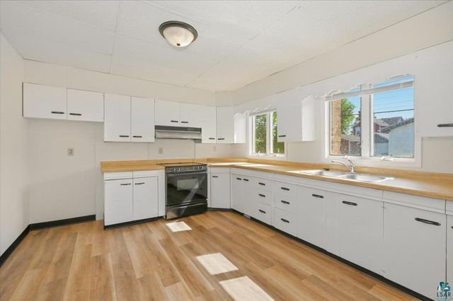2018 E 6th St, Superior, WI 54880
