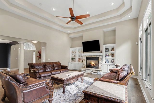 7665 Canyon Drive, Kalamazoo, MI 49009