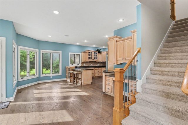 7665 Canyon Drive, Kalamazoo, MI 49009