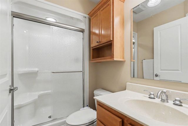 7665 Canyon Drive, Kalamazoo, MI 49009