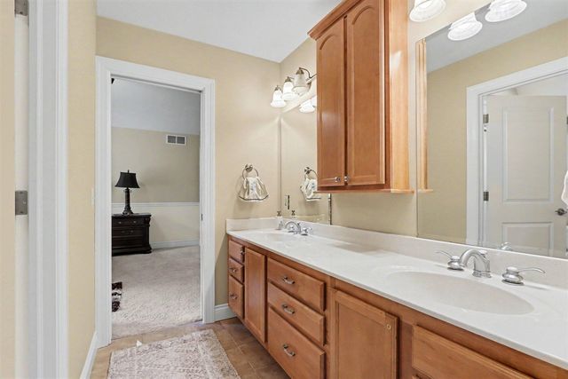 7665 Canyon Drive, Kalamazoo, MI 49009
