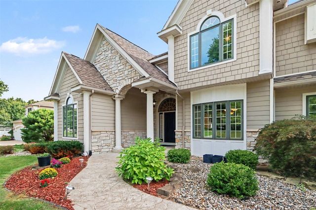 7665 Canyon Drive, Kalamazoo, MI 49009