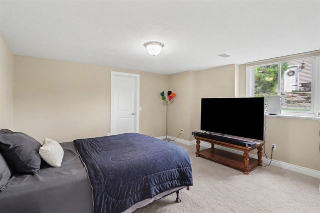 7665 Canyon Drive, Kalamazoo, MI 49009