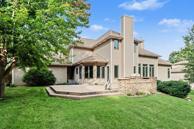 7665 Canyon Drive, Kalamazoo, MI 49009