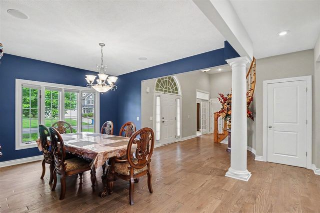 7665 Canyon Drive, Kalamazoo, MI 49009