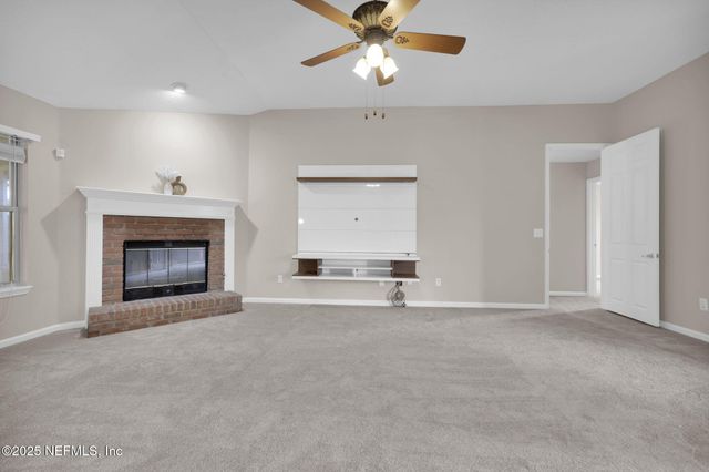 1232 PEABODY Drive E, Jacksonville, FL 32221