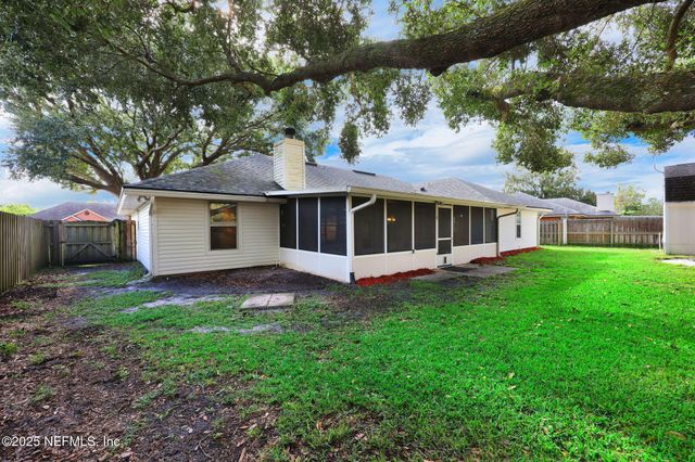 1232 PEABODY Drive E, Jacksonville, FL 32221