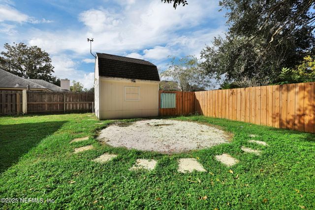 1232 PEABODY Drive E, Jacksonville, FL 32221