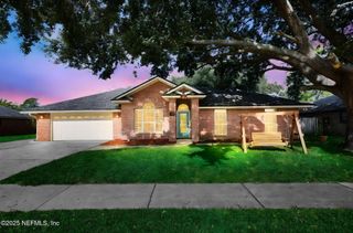 1232 PEABODY Drive E, Jacksonville, FL 32221